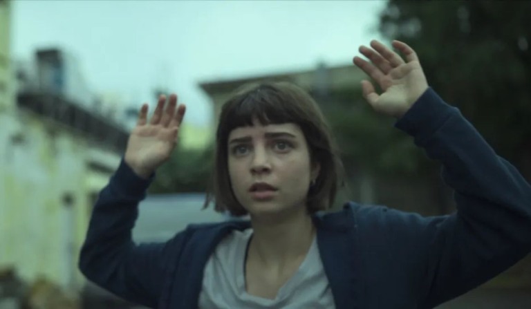 Cena do filme Meu Nome É Vingança da Netflix
