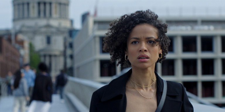 Gugu Mbatha-Raw em Superfície